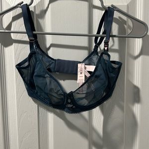 Brand New with Tags Victoria’s Secret dream angel balconet